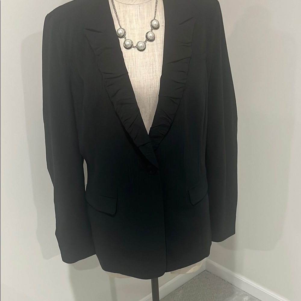 CAbi Black Blazer Tailored Suit Jacket